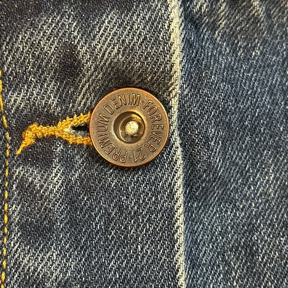 Forever 21 Denim Button Up Raw Hem Mini Jean Skirt Women’s 24 - Picture 7 of 7